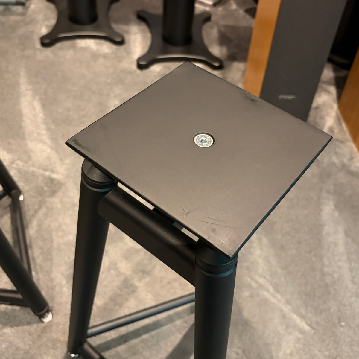 Solidsteel SS-6 Speaker Stand - Pair - Black