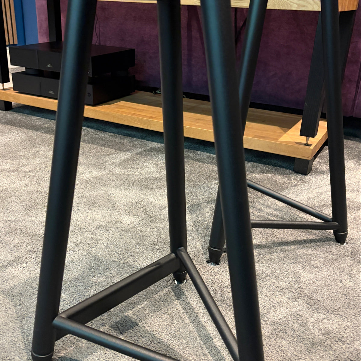 Solidsteel SS-6 Speaker Stand - Pair - Black