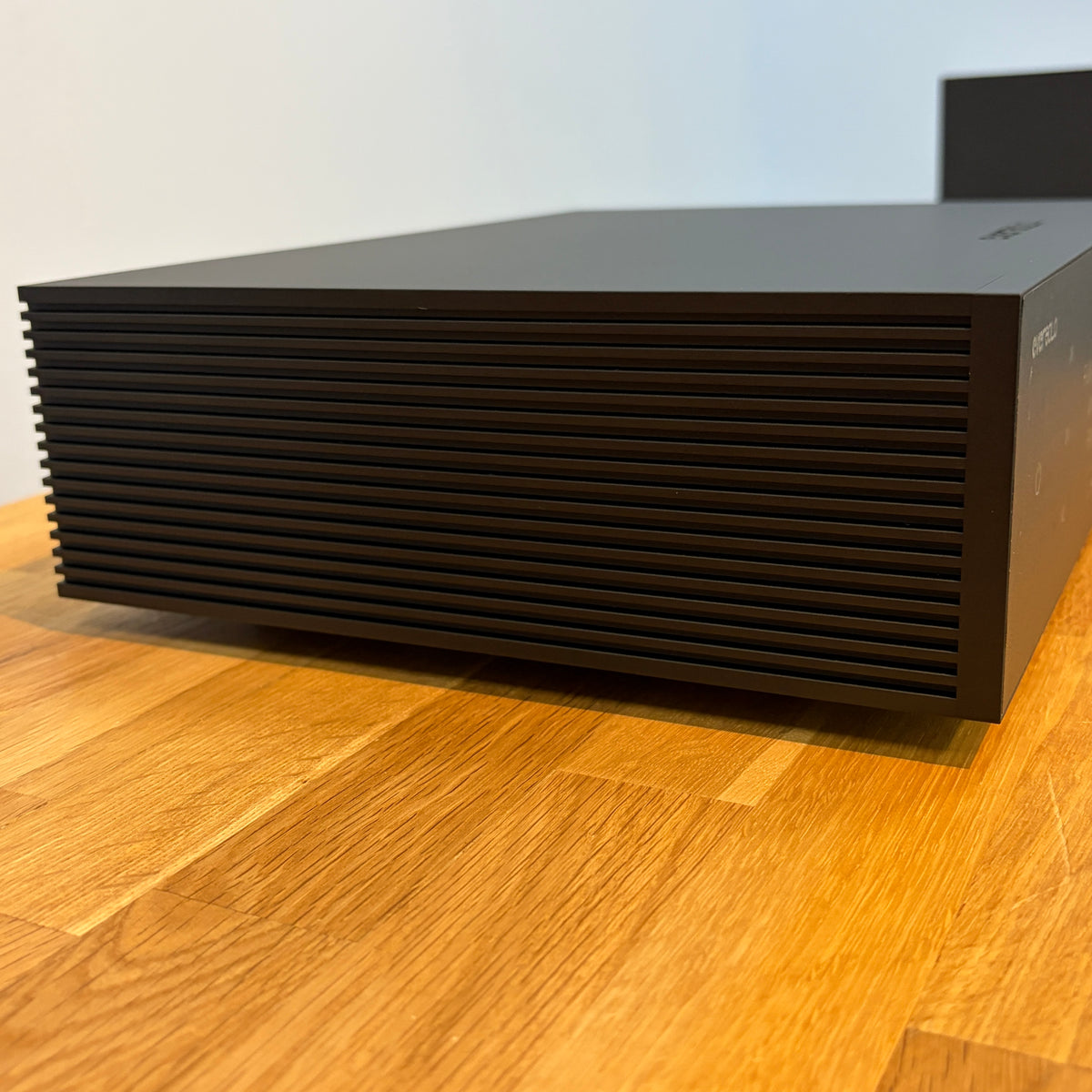 EverSolo T8 Streaming Transport - Ex Demo