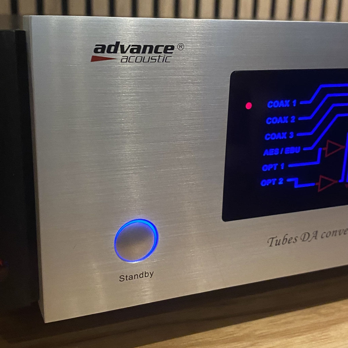 Advance Acoustic MDA-503 24-bit / 384 kHz Tube DAC