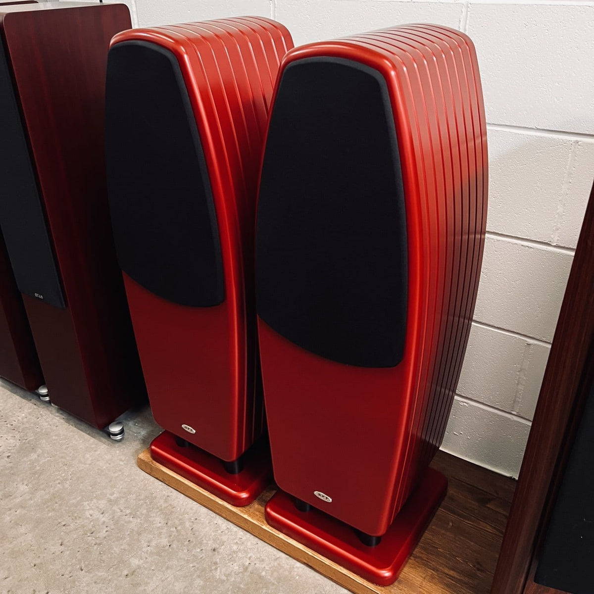 ART Deco 10 Signature Loudspeakers