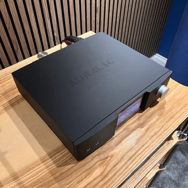 AURALiC Vega G1 Network Streaming DAC