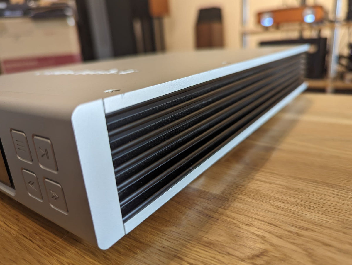 Aurender N100H Digital Music Player
