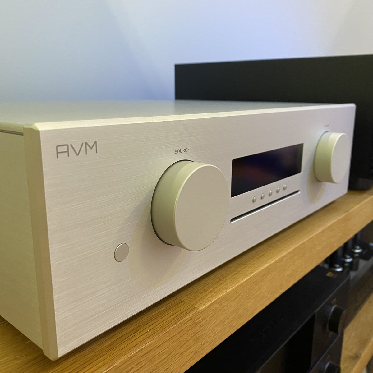 AVM Evo CS 5.2 All-In-One Streaming CD Receiver