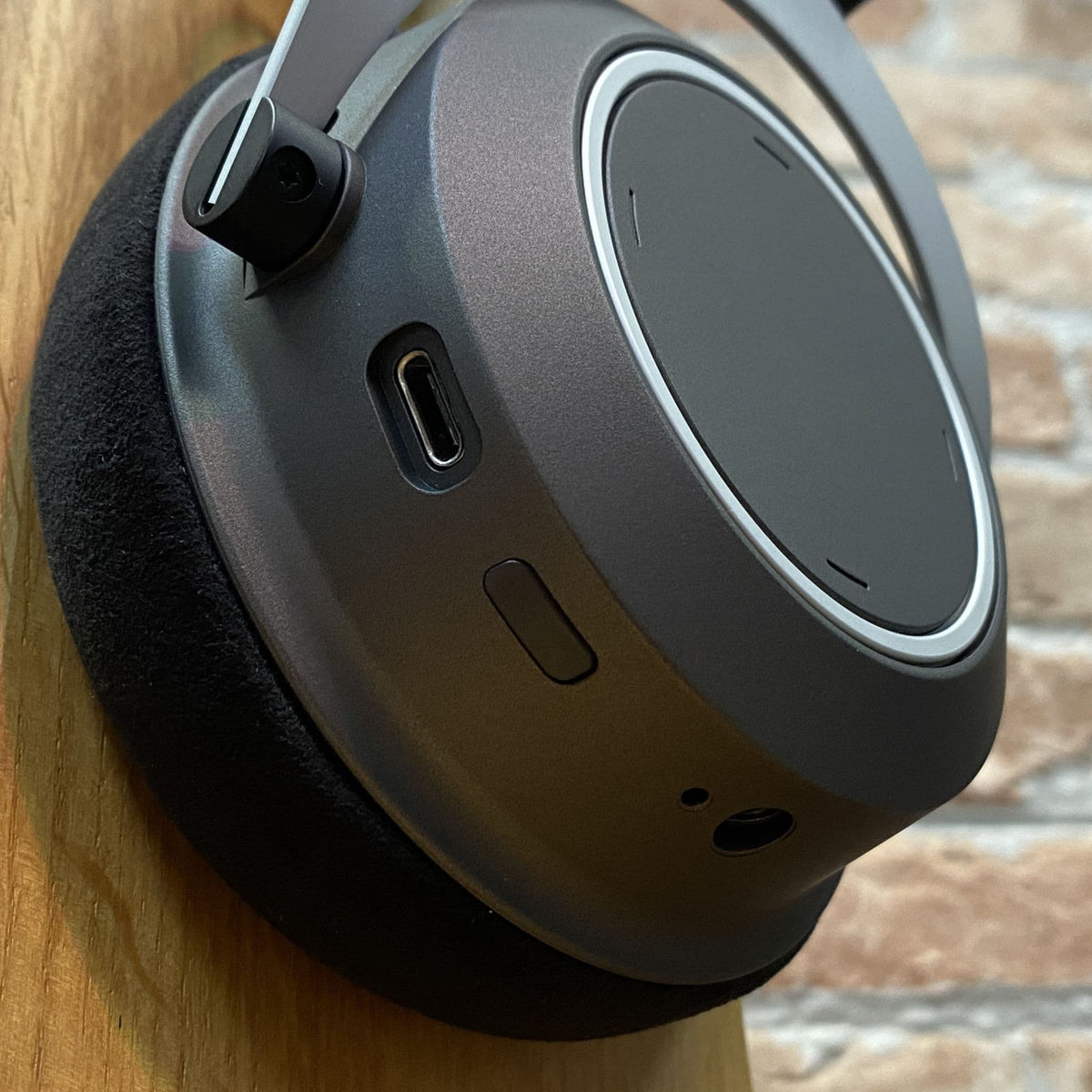 Beyerdynamic Amiron Wireless High-end Tesla Bluetooth Headphones