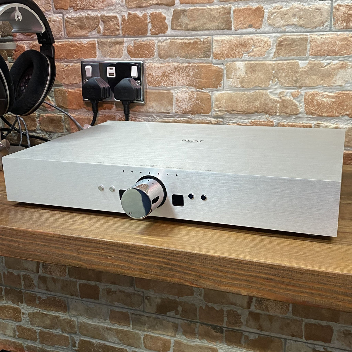 Densen Beat B-200 PRE - Albino Finish