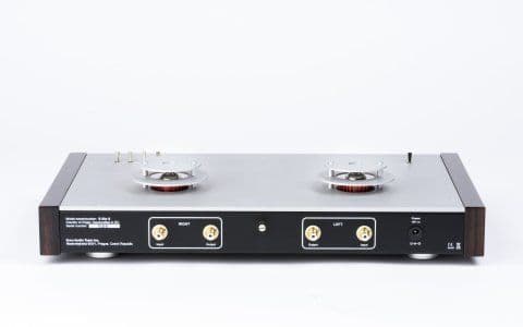 E.A.T E-Glo S Phono Stage
