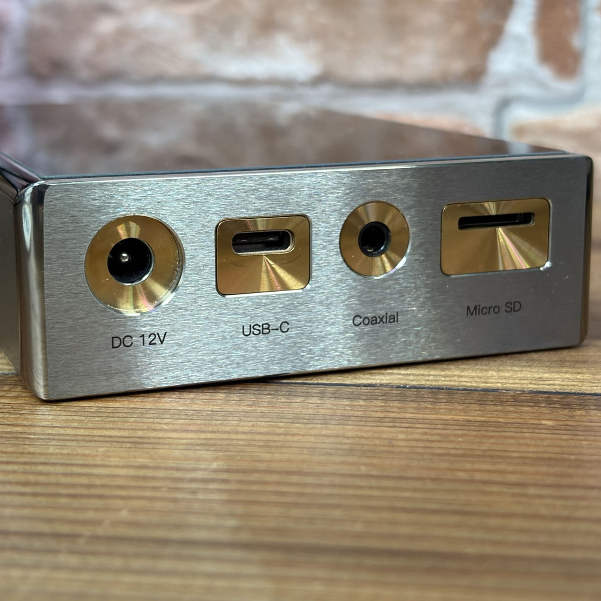 iBasso Audio DX320MAX Ti - Portable High-End Limited Digital Audio Player