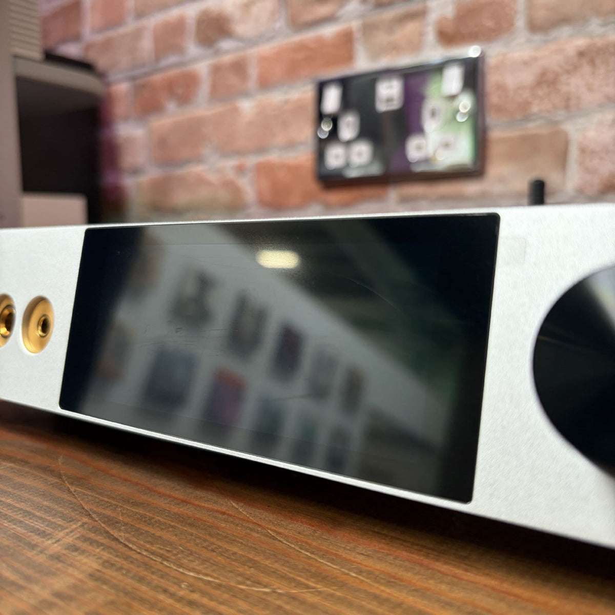Luxsin X9 Headphone Amplifier DAC & Pre Amplifier - Ex Demo