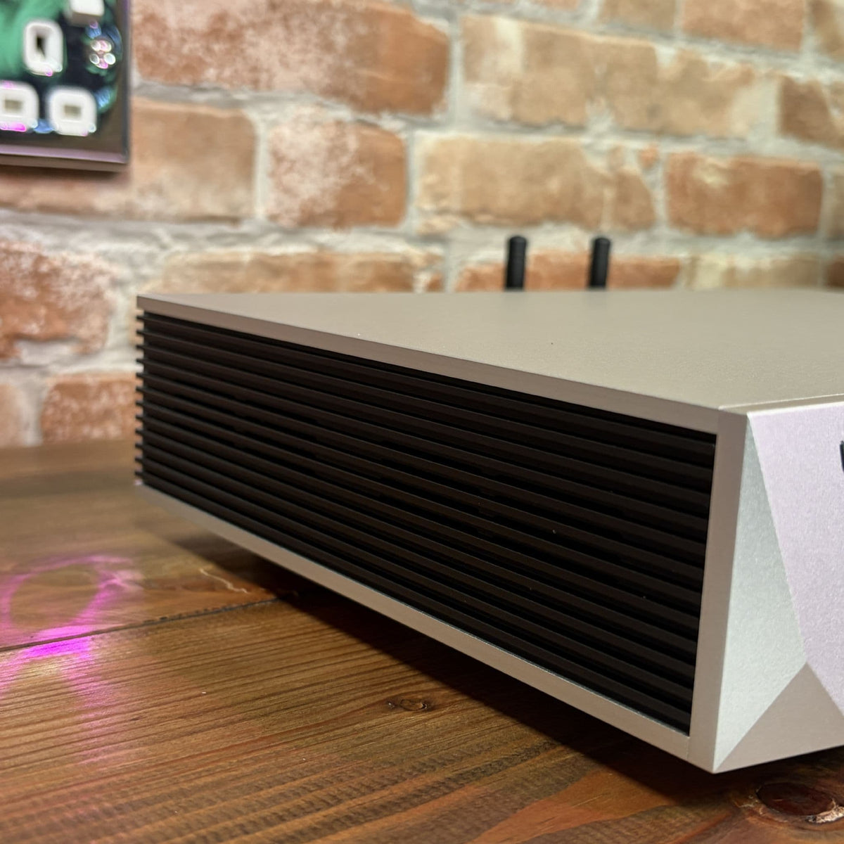 Luxsin X9 Headphone Amplifier DAC & Pre Amplifier - Ex Demo