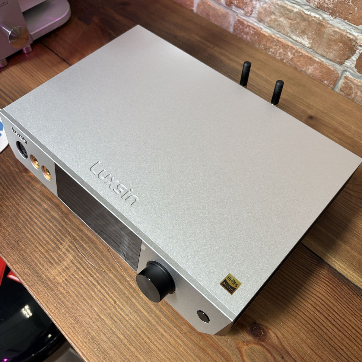 Luxsin X9 Headphone Amplifier DAC & Pre Amplifier - Ex Demo