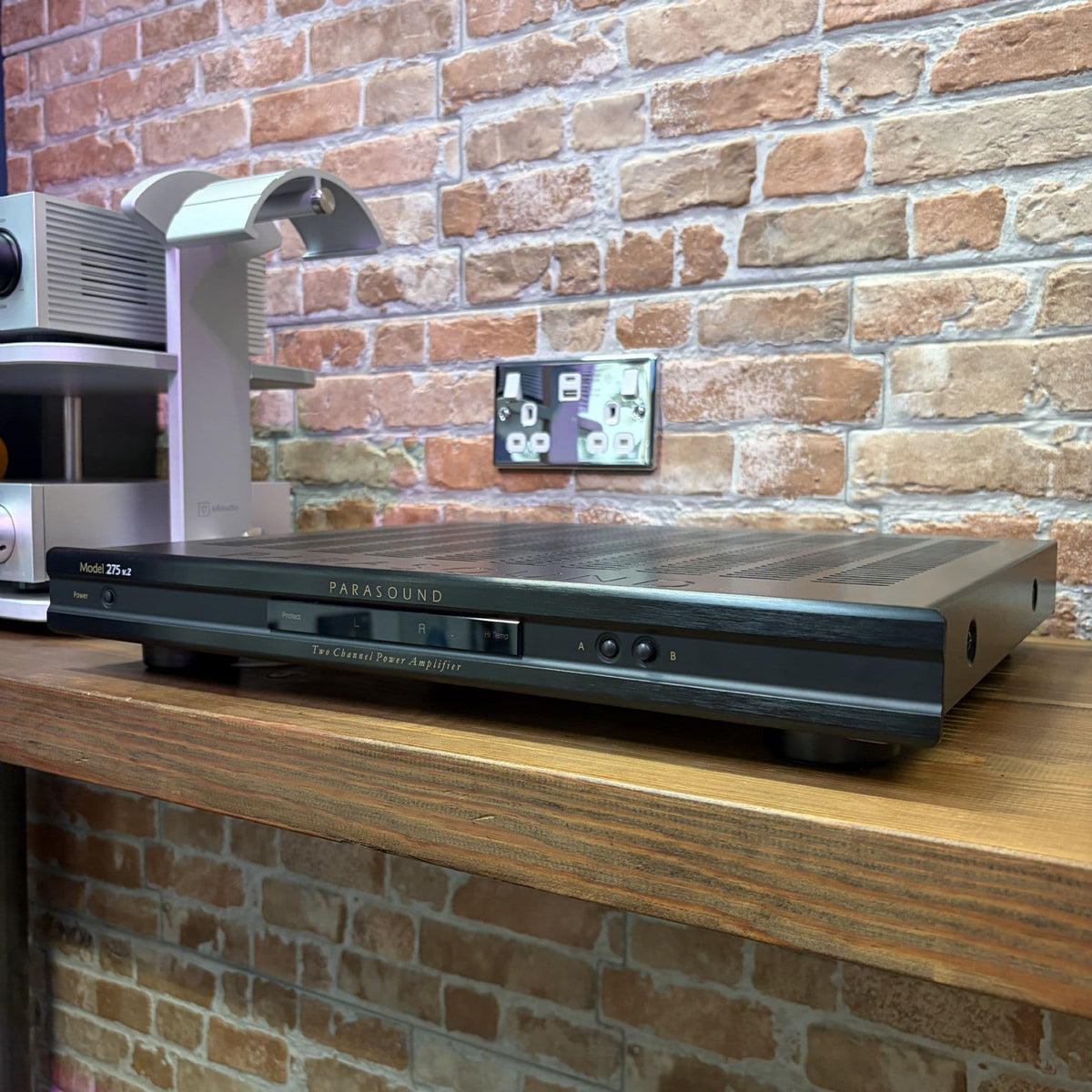 Parasound 275 v.2 Two Channel Power Amplifier