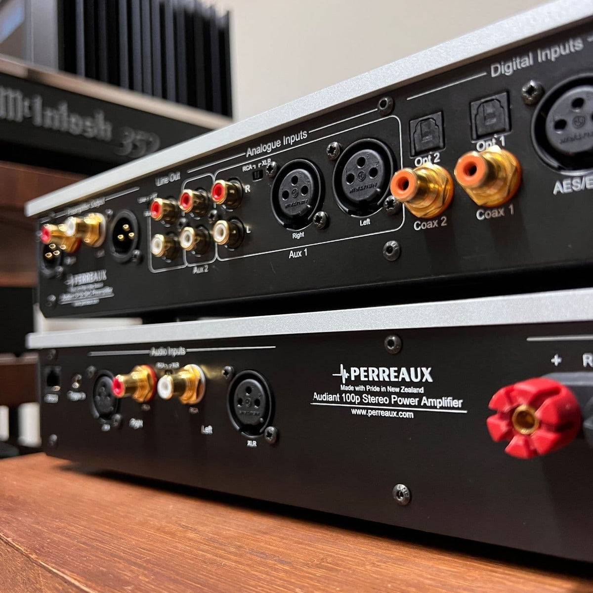 Perreaux Audiant DP32 Pre & 100P Power Amplifier