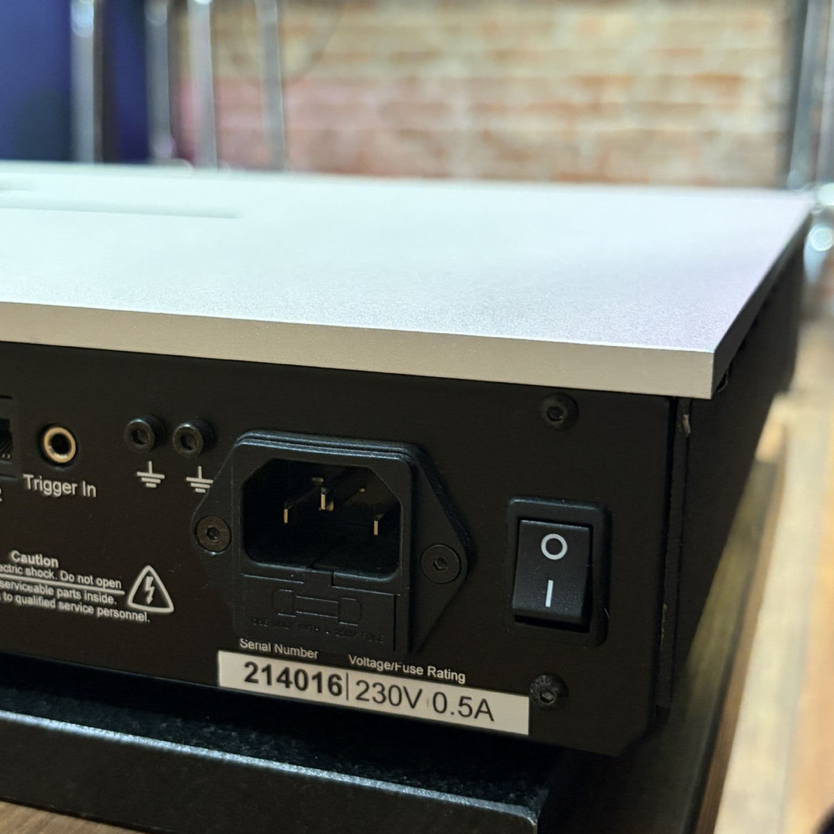 Perreaux Audiant VP3 MM/MC Phono Preamplifier