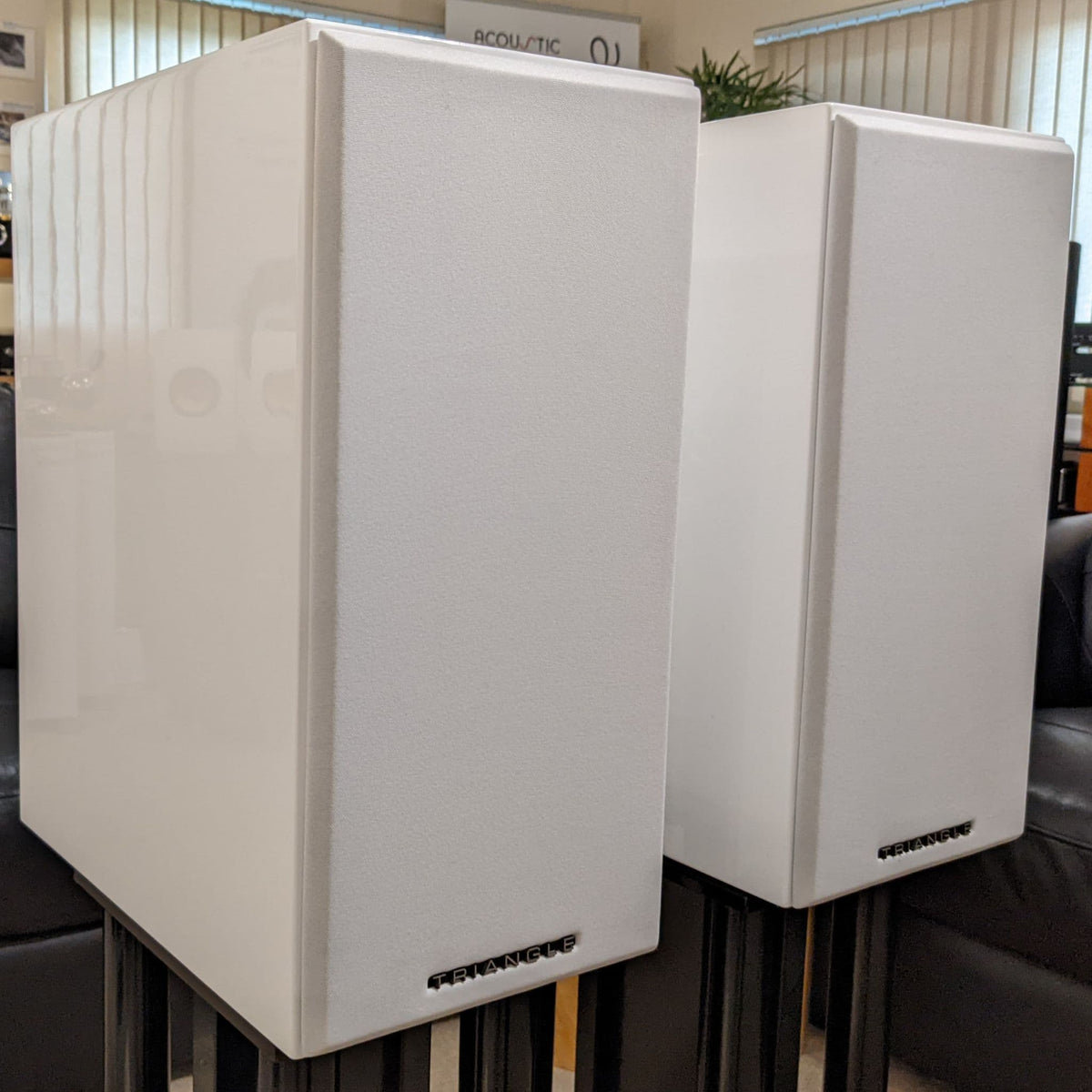 Triangle Esprit Comete EZ Loudspeakers - High White Gloss