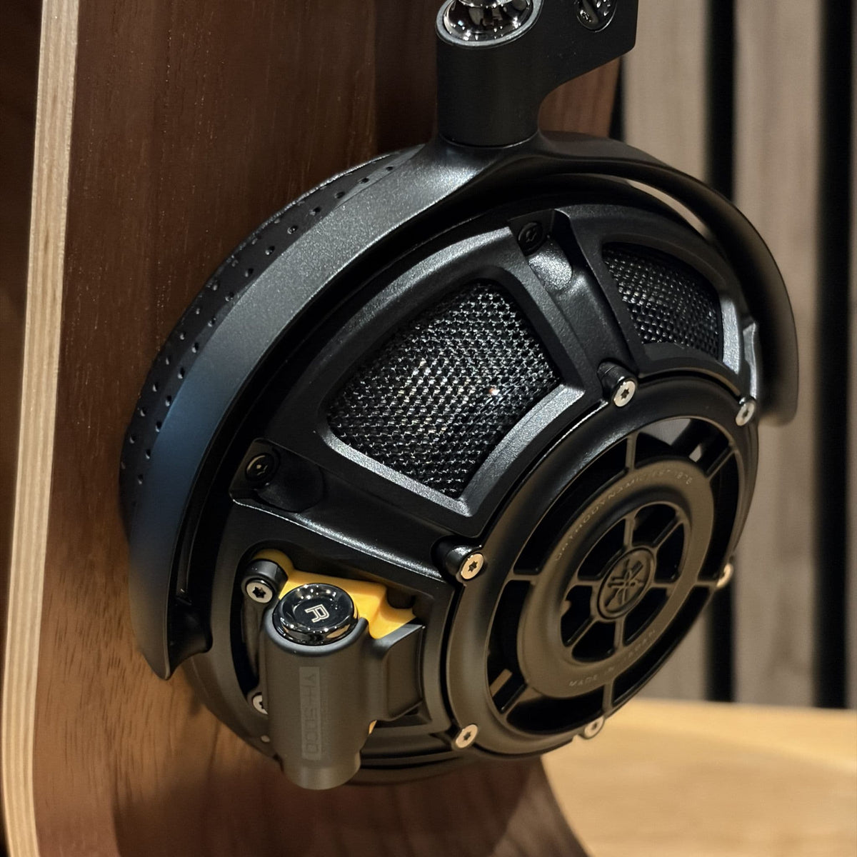 Yamaha YH5000SE Over-ear Open Back Headphones