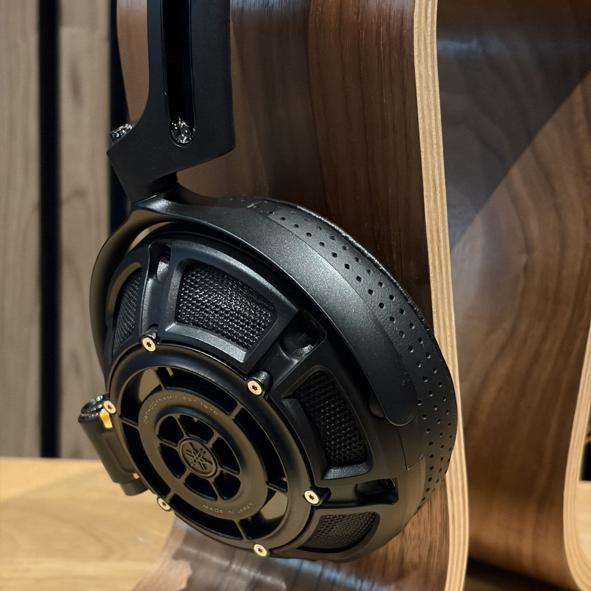 Yamaha YH5000SE Over-ear Open Back Headphones